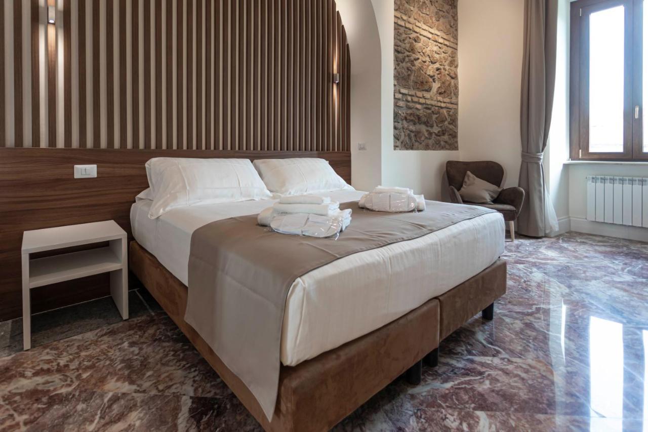 Flat 285 La Roma