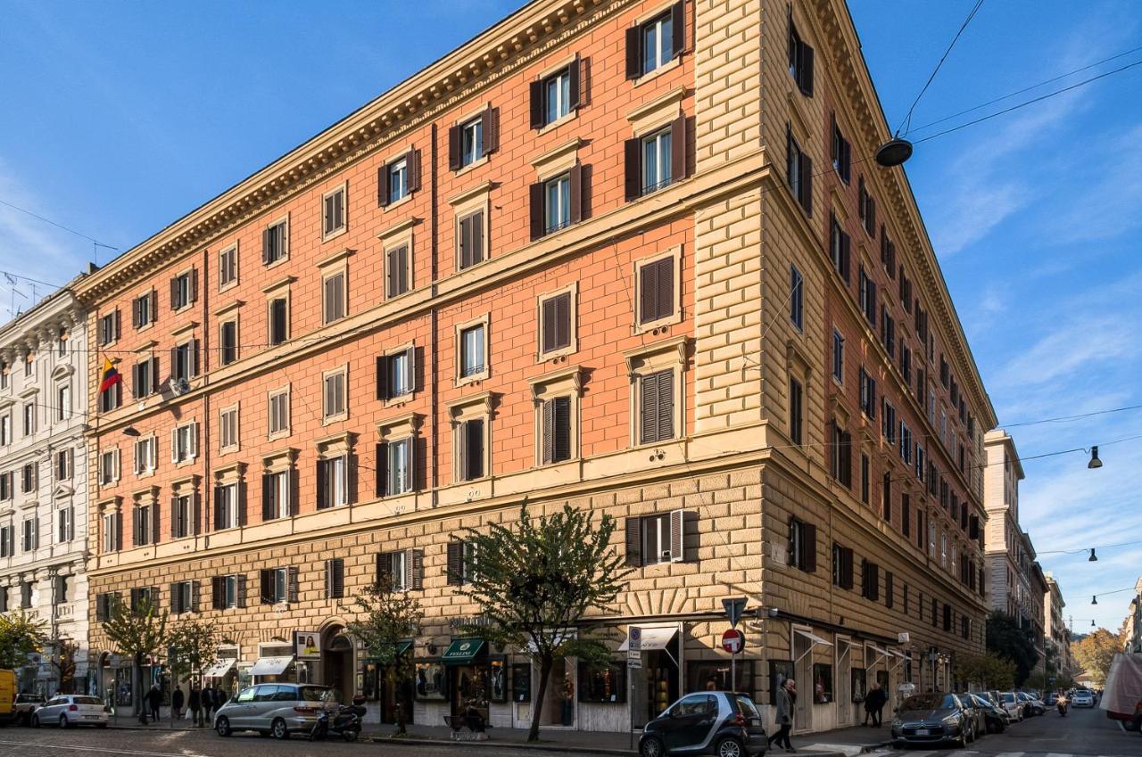 Flat 285 La 3* Roma